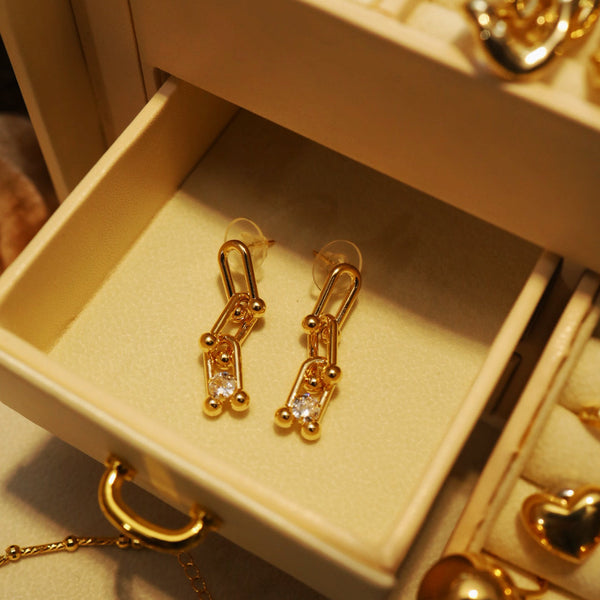 CGA EARRING (CE159)