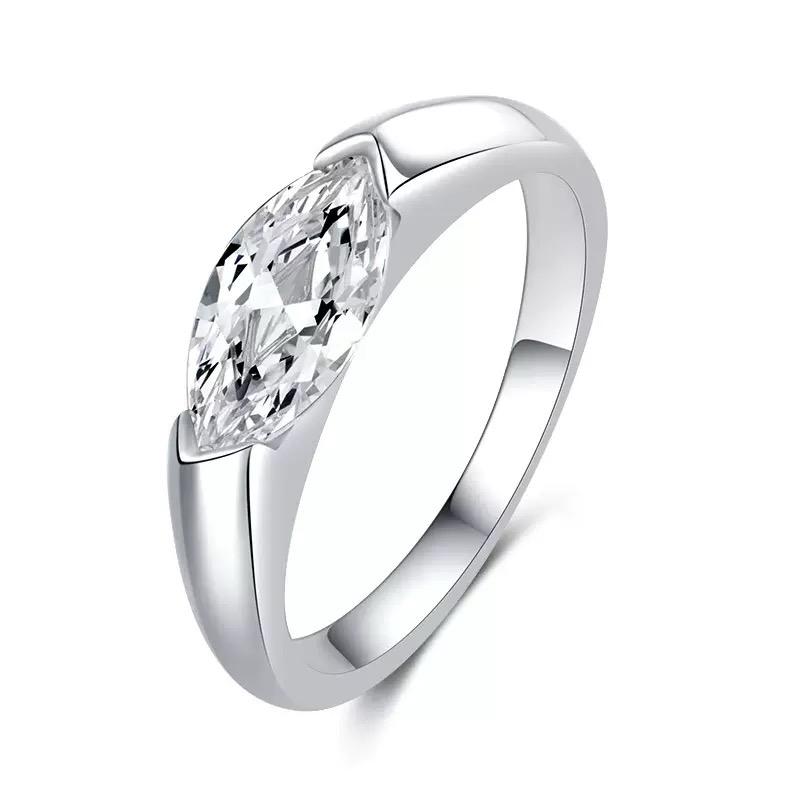 1CT  MOISSANITE SILVER (JRM039)