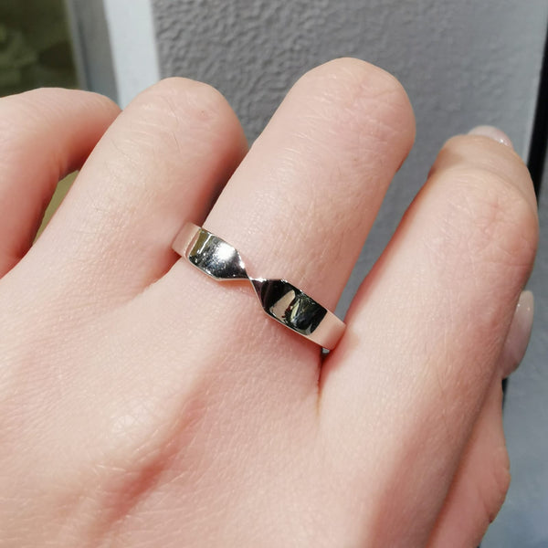 COUPLES MOISSANITE SILVER (JRM114)