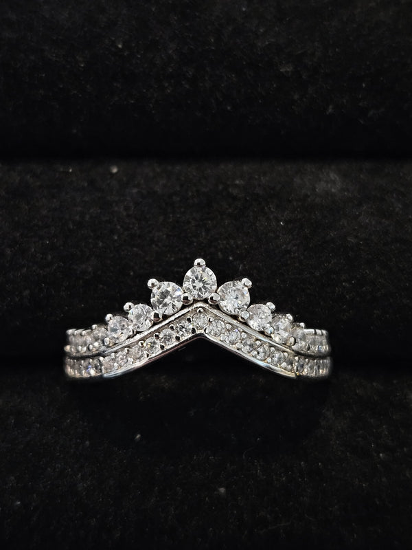 V SHAPE MOISSANITE SILVER (JRM048)