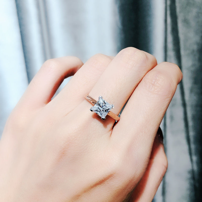 10K Rose Gold Princess Cut Solitaire Ring 10K金公主方石戒指 (10KR015)