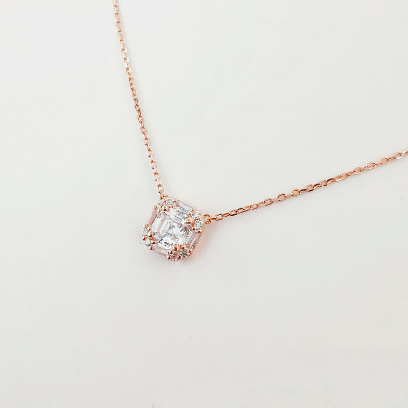 Asscher Necklace (JN039)